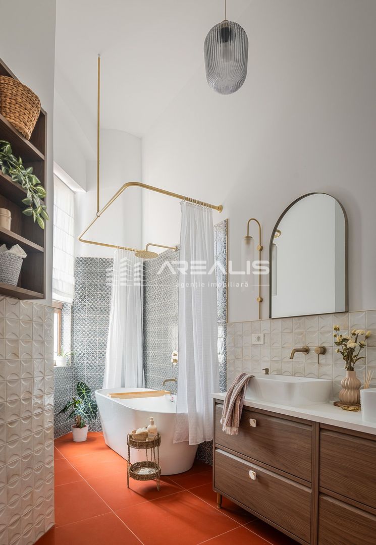 VÂNDUT!!! Apartament splendid in centrul Aradului - Poză 13