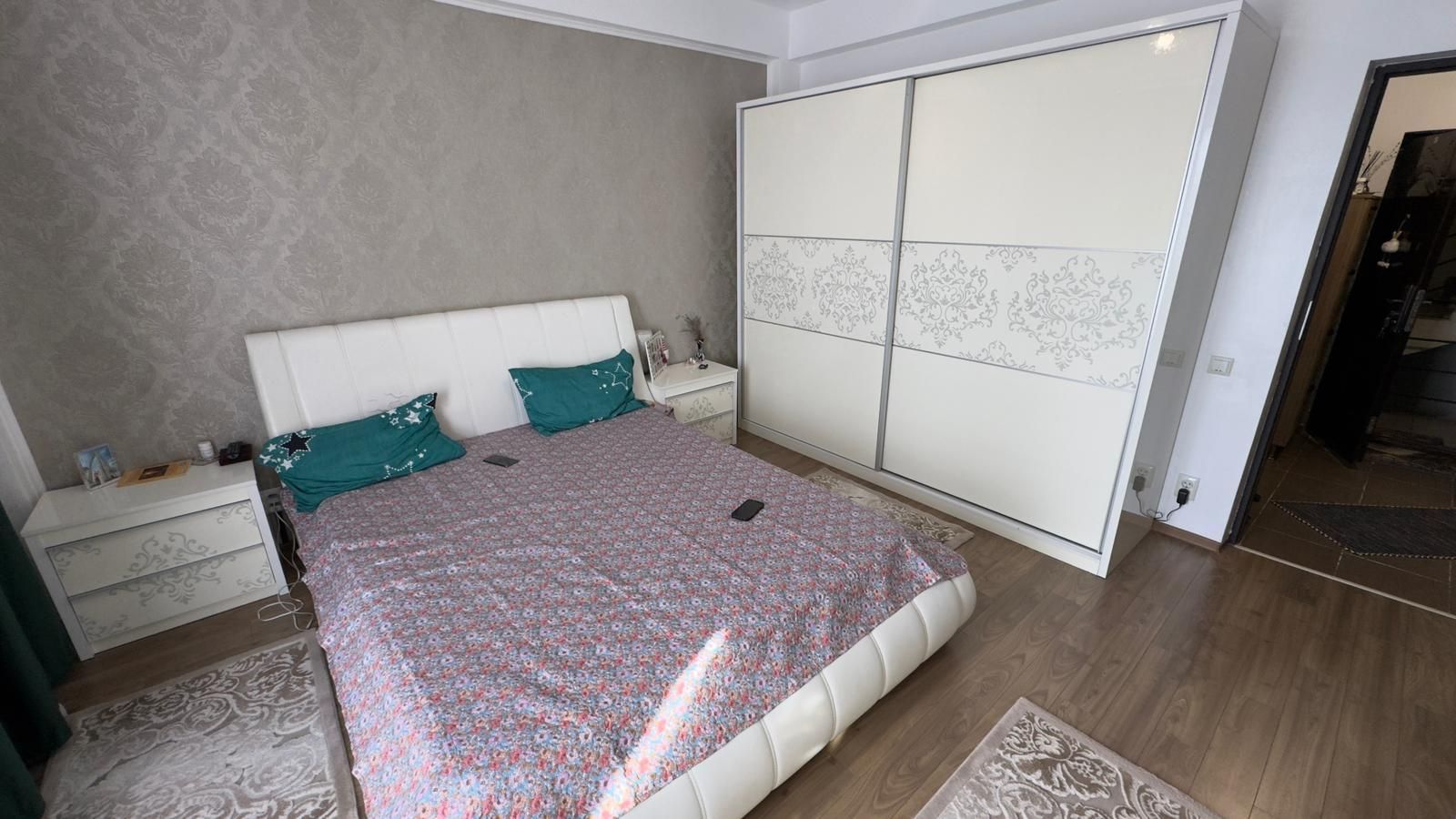 AP. 2 CAMERE MARULUI, MOBILAT, LOC PARCARE, BLOC NOU, COMISION 0% - Poză 3