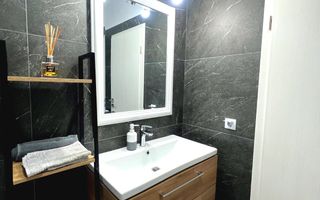 Apartament de închiriat, 3 camere, Et 2, balcon, garaj subteran, Baciu - Poză 9