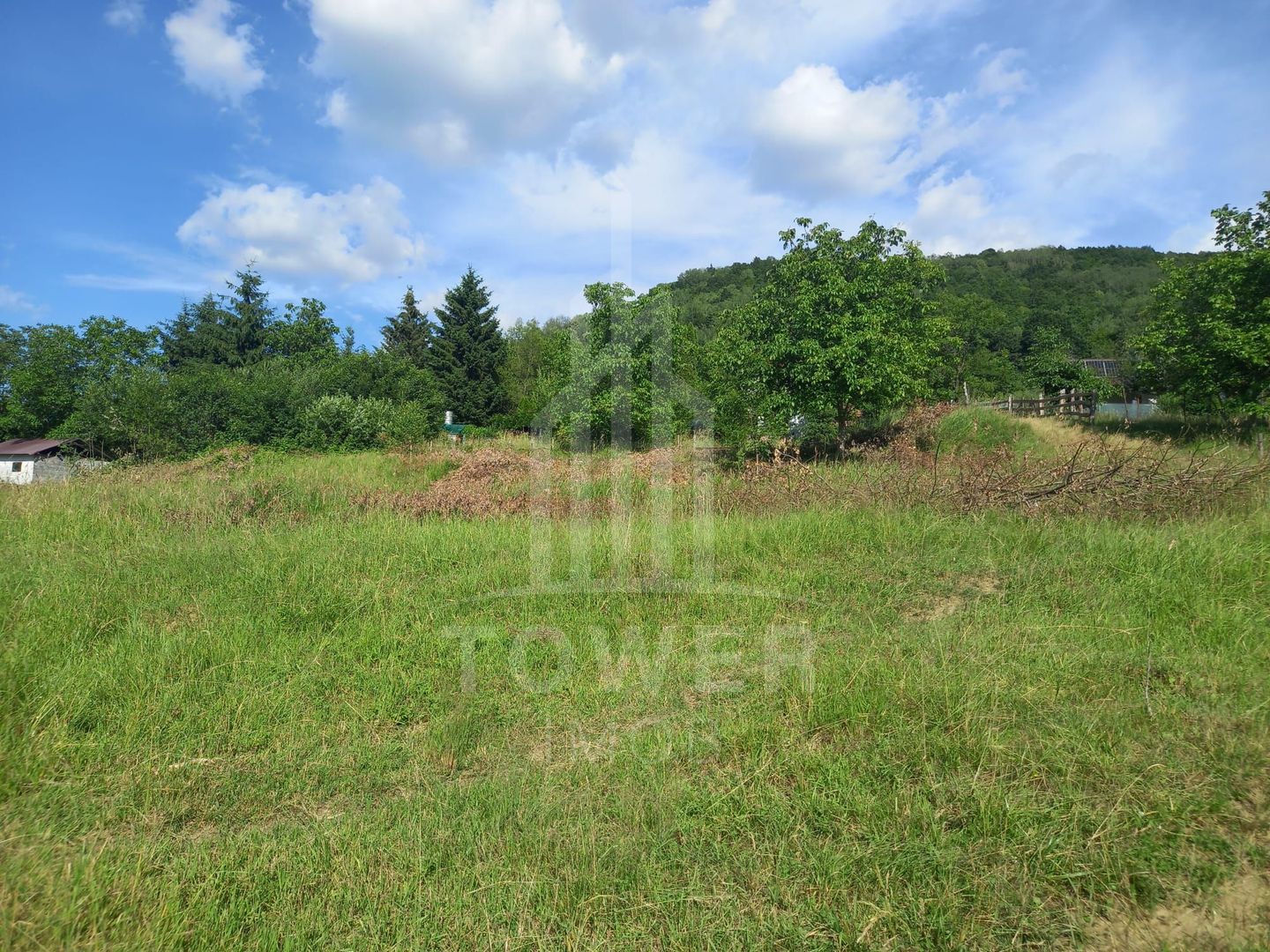 Teren în Fântânele – 3.673 mp, pârâu si cadru natural  deosebit - Poză 6