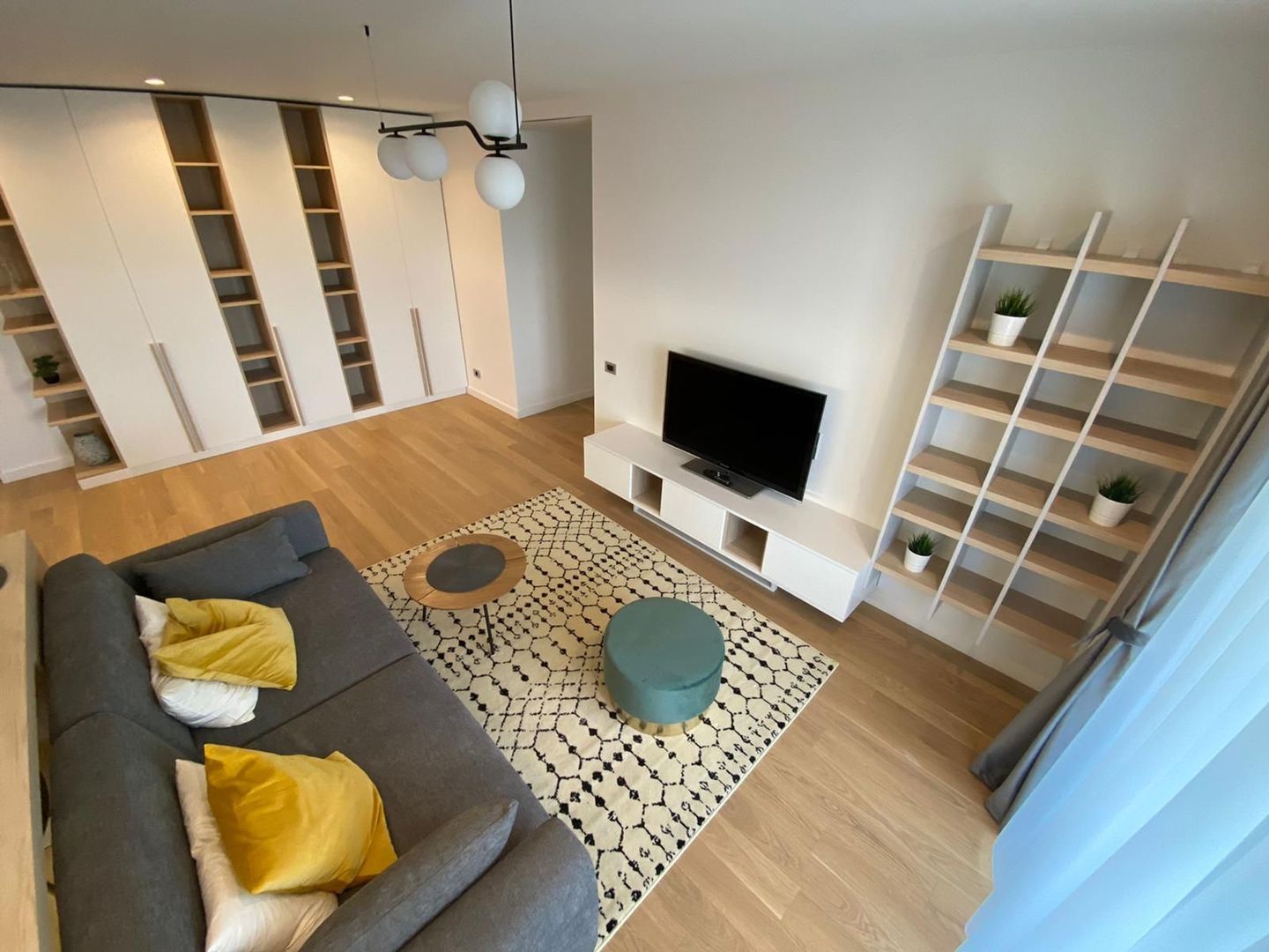 Apartament de inchiriat Aviației | 3 camere - Poză 1