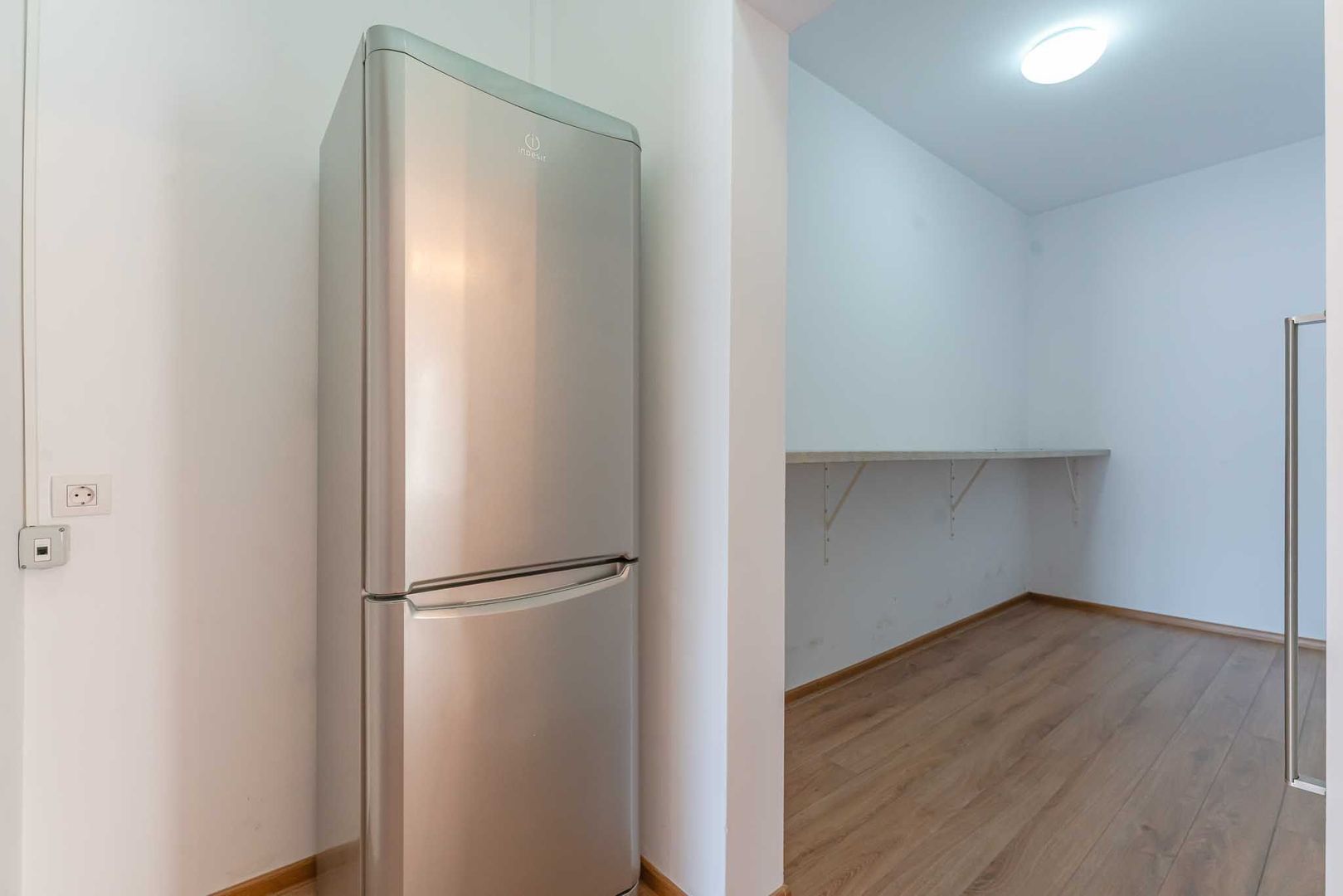 Birouri în zona Patria, Brașov - 2 locuri de parcare subterane - Poză 7