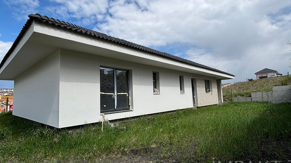 Casa superba pe un singur nivel, situata in Chinteni, zona Profi! - Poză 4