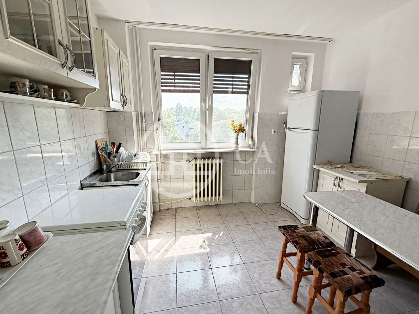 Apartament de închiriat cu 2 camere în zona Bulevardul Dacia, Oradea - Poză 6