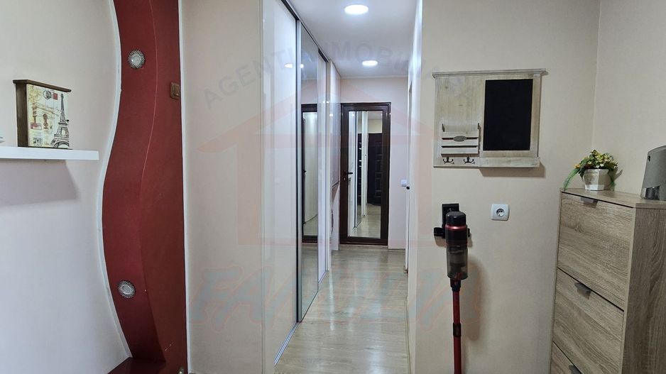 🏡 Apartament cu 3 camere de închiriat – Micro 16 - Poză 3