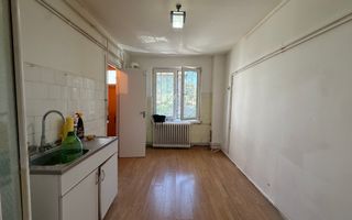 Apartament 4 camere, parter inalt zona Punctele Cardinale - Central - Poză 4