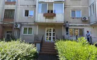 Spațiu parter cu destinație mixtă, zona fostă Lidia – 67 mp - Poză 14