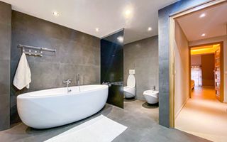 Apartament LUX 4 camere Parcare, zona Campului - Poză 6