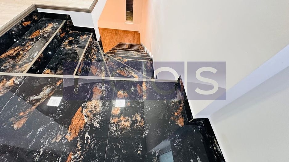 CASA DE VANZARE | 6 CAMERE | 1050 MP - Poză 10