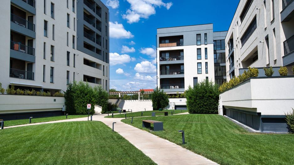 Apartament 3 camere - Poză 1