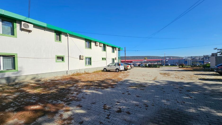 Inchiriere spatii birouri, curte pavata 800 mp, Bascov - Autostrada - Poză 3