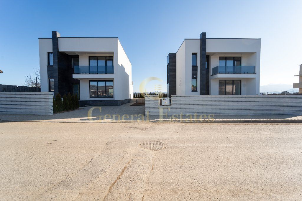 Case moderne cu etaj – Sânpetru, Brașov - Poză 1