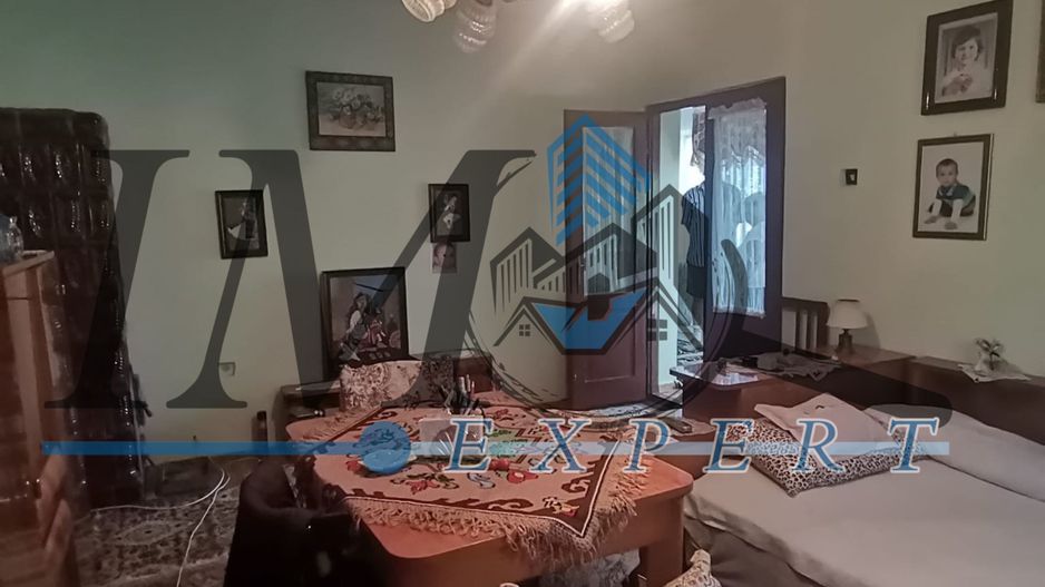 Casa de vanzare in Pianul de Sus - Poză 1