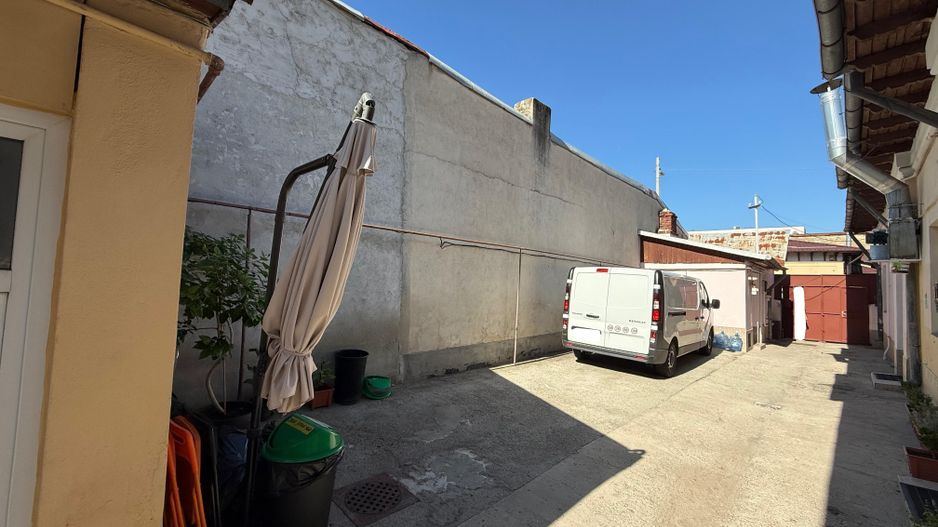 Casa 177.6mp Utili | Teren 360mp | Mihalache | Banu Manta - Poză 2