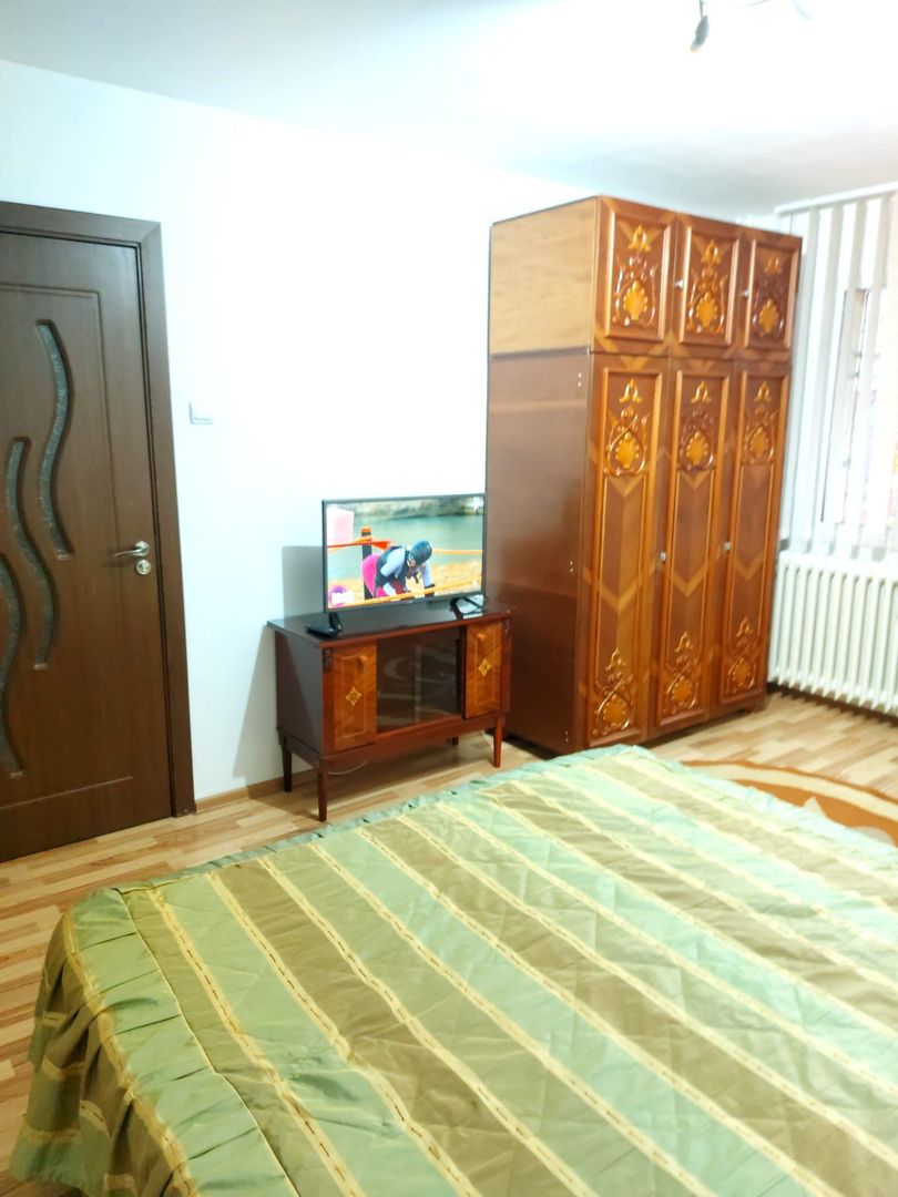 AP. 2 CAMERE APARATORII PATRIEI, BLOC REABILITAT, METROU 15 MINUTE - Poză 2