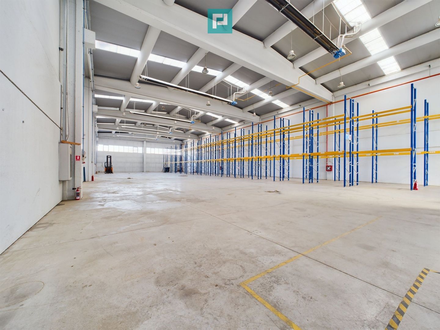 Spațiu industrial cu birouri - Zona Șagului - Poză 2