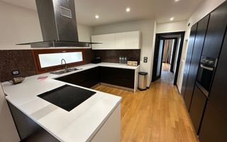 Apartament cu 5 camere în zona Brancoveanu - Poză 9