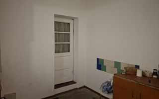 URGENT!, vila singur curte, rezidential/birouri, libera, NEGOCIABIL - Poză 9