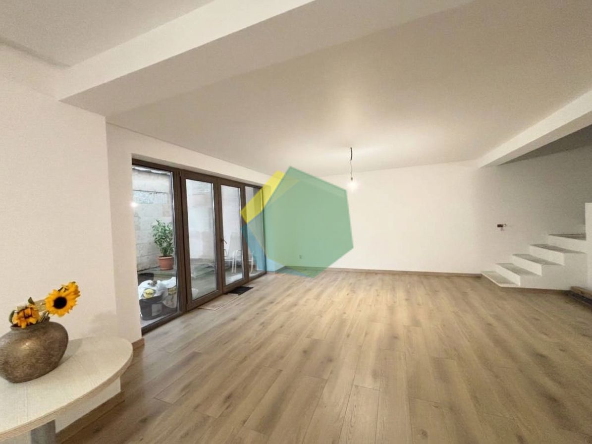 JILAVA | CASĂ IMPRESIONANTĂ 256 MP UTILI + CORP SECUNDAR INDEPENDENT - Poză 9