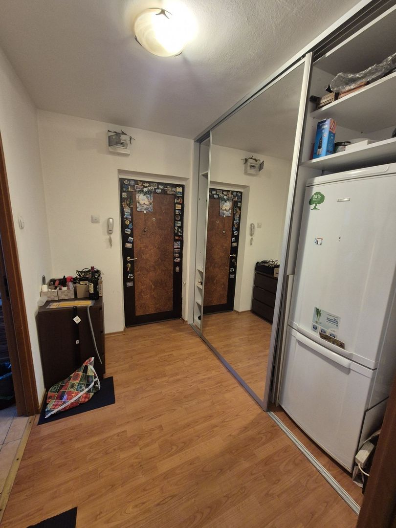 De inchiriat apartament cu 2 camere , Tineretului sector4 - Poză 6