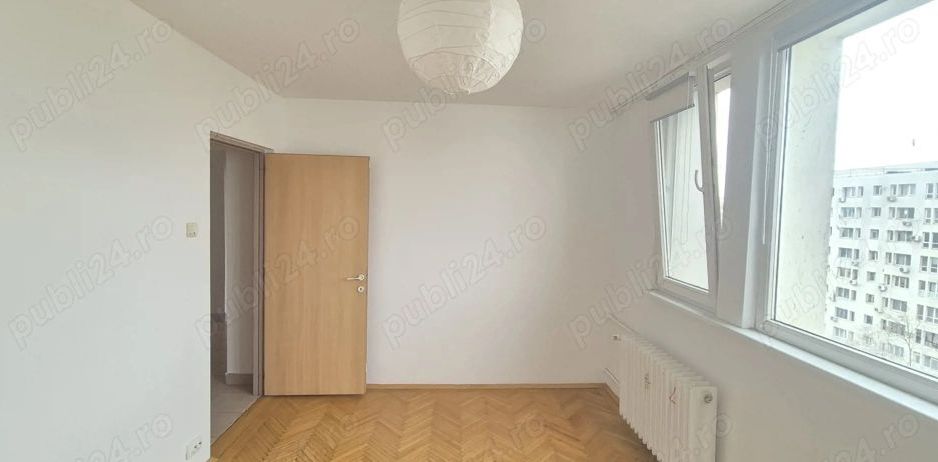 Apartament 3 camere nemobilat, Dristor - Poză 1