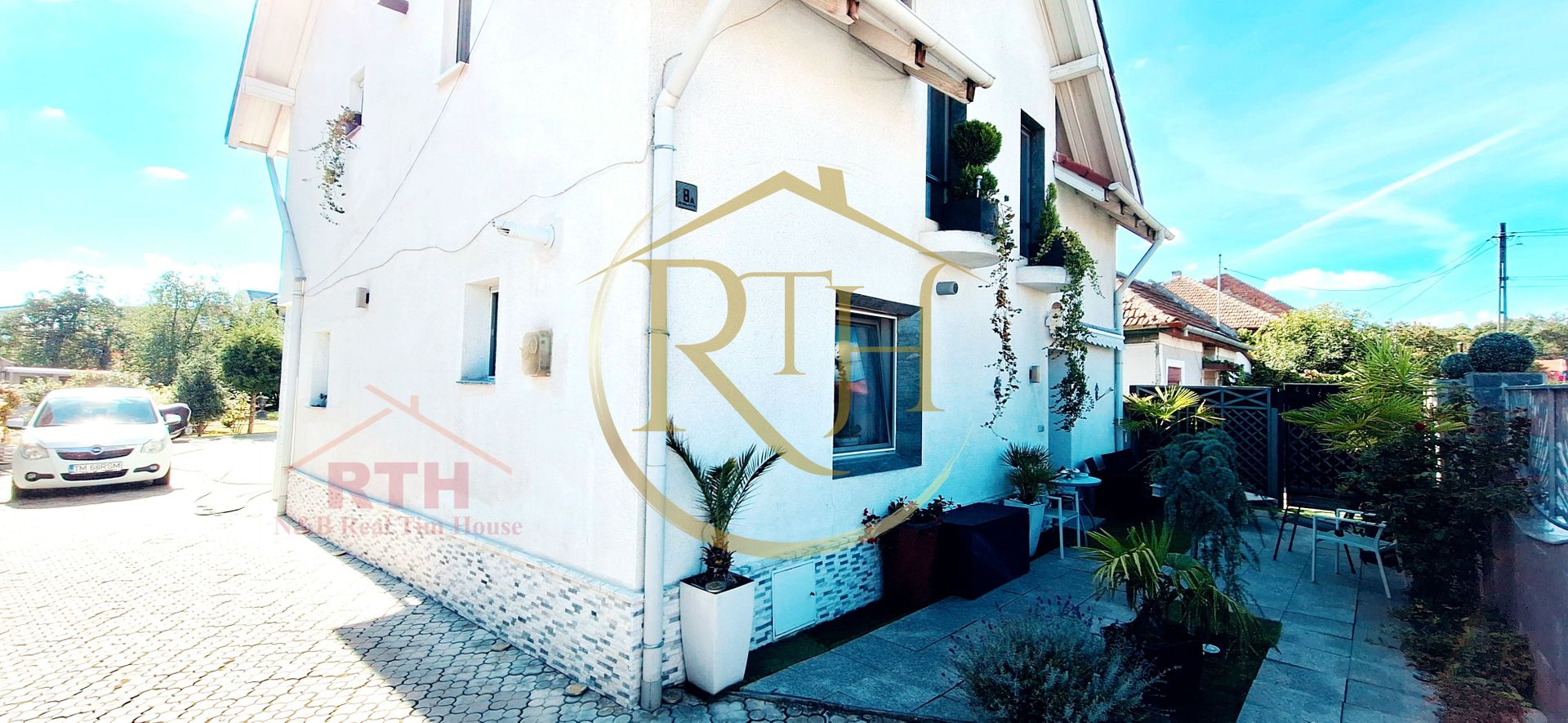 Oferim spre vanzare, proprietate deosebita, 7 camere, zona Modern - Poză 3