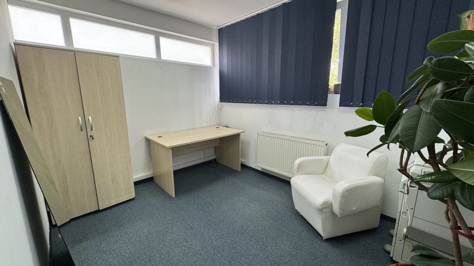 Clădire Multifuncțională de Vânzare în Târgu Mureș, Zona Gării - Poză 28