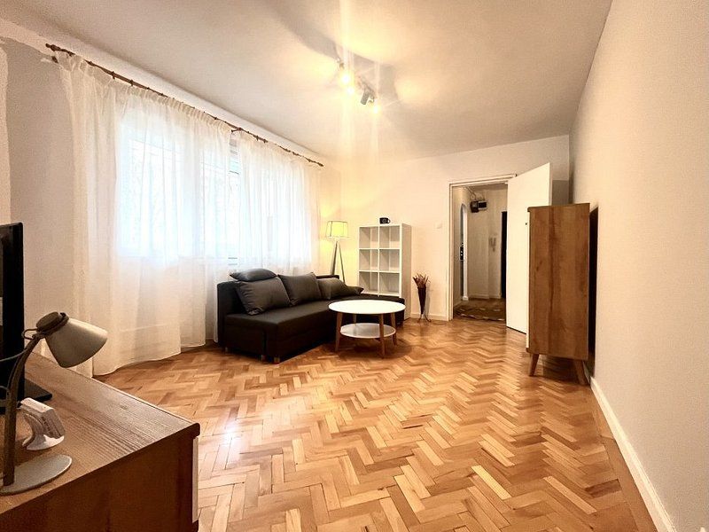 Apartament 3 camere, prima închiriere, elegant si primitor, in Circumvalațiunii - Poză 7
