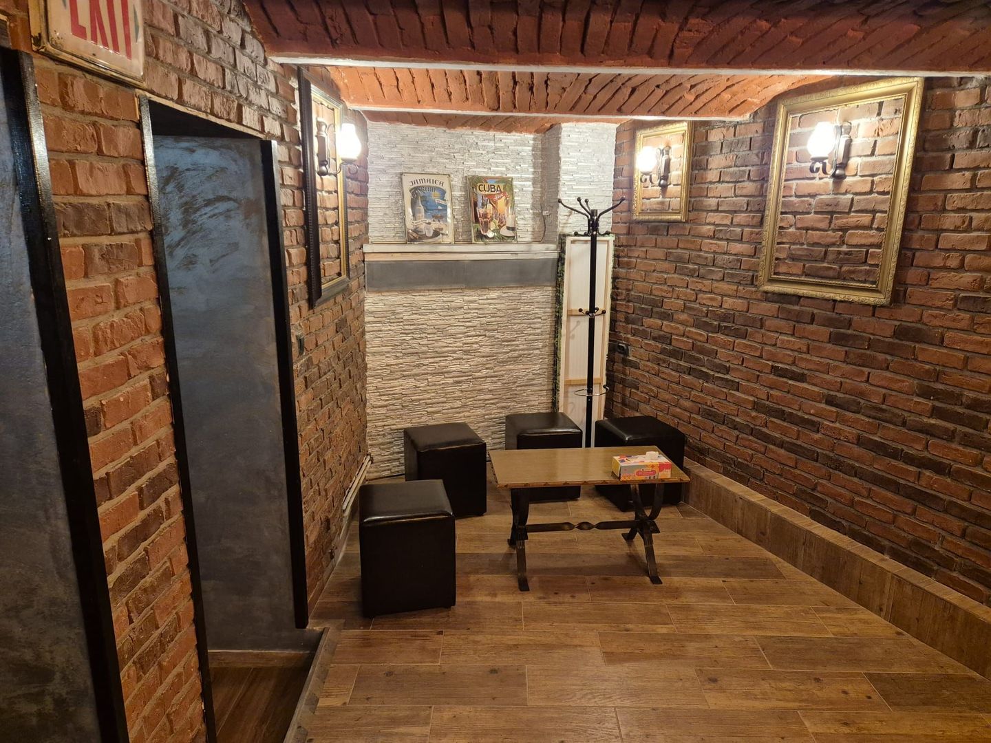 Str Lunga, zona Mielul Alb, spatiu comercial de 82mp tip crama, 129900 euro - Poză 5