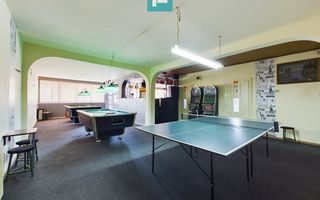 Casă cu multiple destinatii in Pârneava - Poză 2