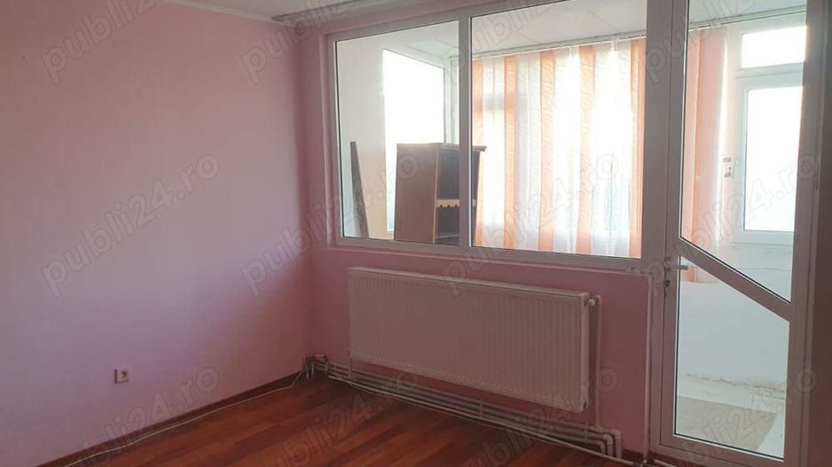 Apartament 2 camere, semidecomandat, Tiglina 1 - Poză 1