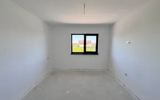 COM0% Casa moderna cu 4 camere si garaj | Dumbravita - Poză 11