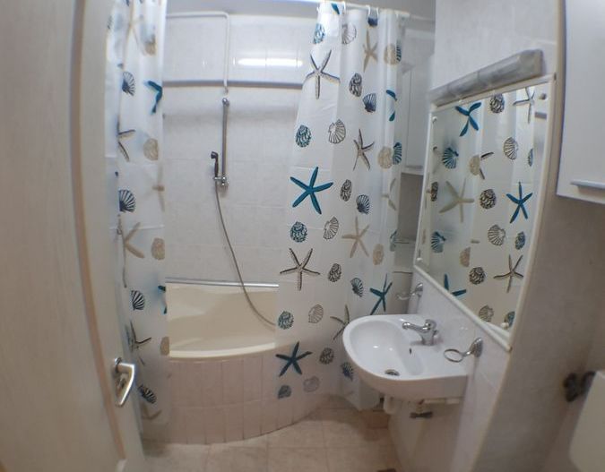 Crângași – Inchiriere apartament 3 camere decomandat, vedere la șosea - Poză 14