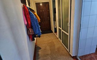 Apartament 2 camere – Central / Urlați – Etaj 2, balcon închis - Poză 7