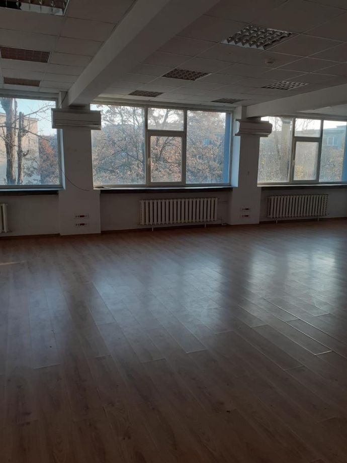 CLADIRE BIROURI | 7,000 MP UTILI + 1,200 TEREN | RANDAMENT 7,5% - Poză 3