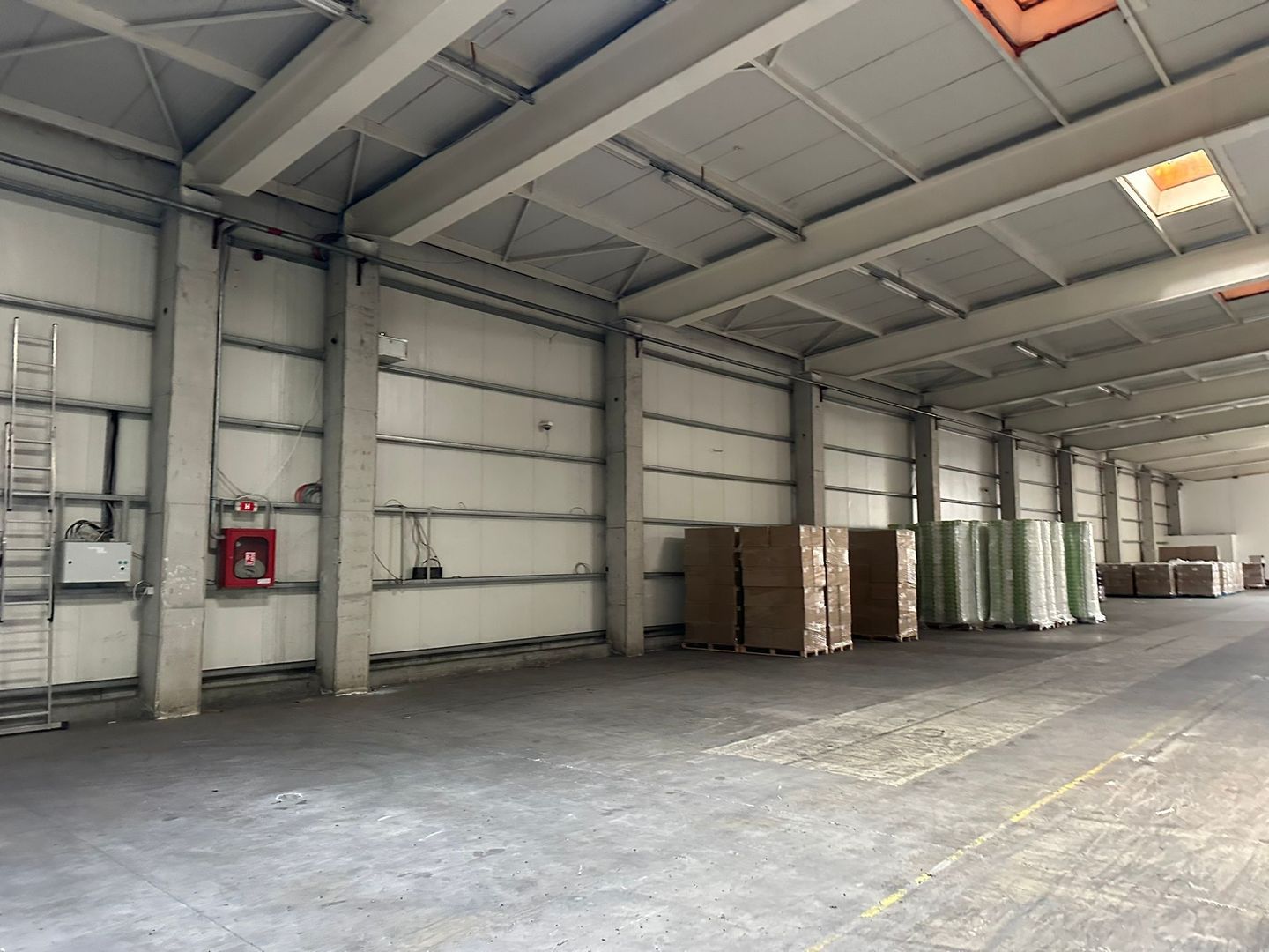 Spatiu depozitare - logistica 2.519 mp si birouri Chiajna A1 - Poză 13