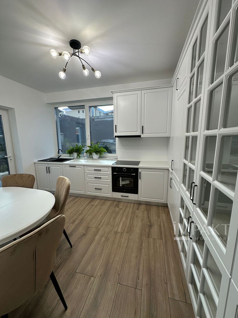 Casa superba de vanzare, situata intr-o zona aerisita a Dezmirului! - Poză 5