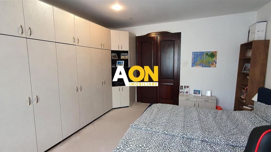 Casa 5 camere cu garaj 1043 mp teren zona Maieri - Poză 10