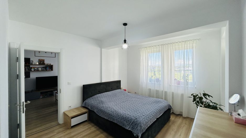 Apartament de vanzare, bloc nou, cu lift, bucatarie separata, dressing - Poză 2