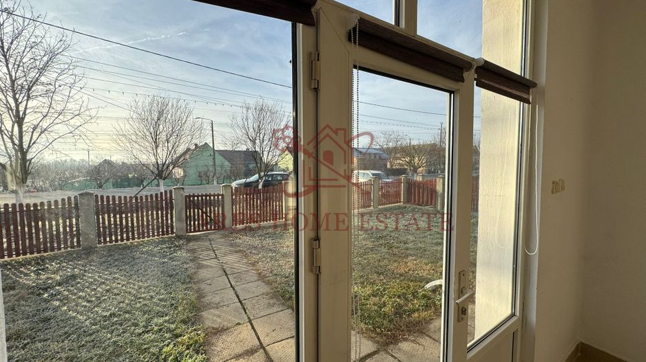 Casă 7 camere de vânzare/închiriere Izvin + anexă 90 mp- Comision 0 - Poză 8