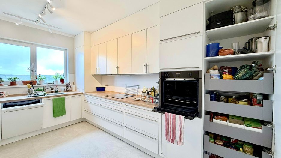 CASA SPATIOASA - Poză 4