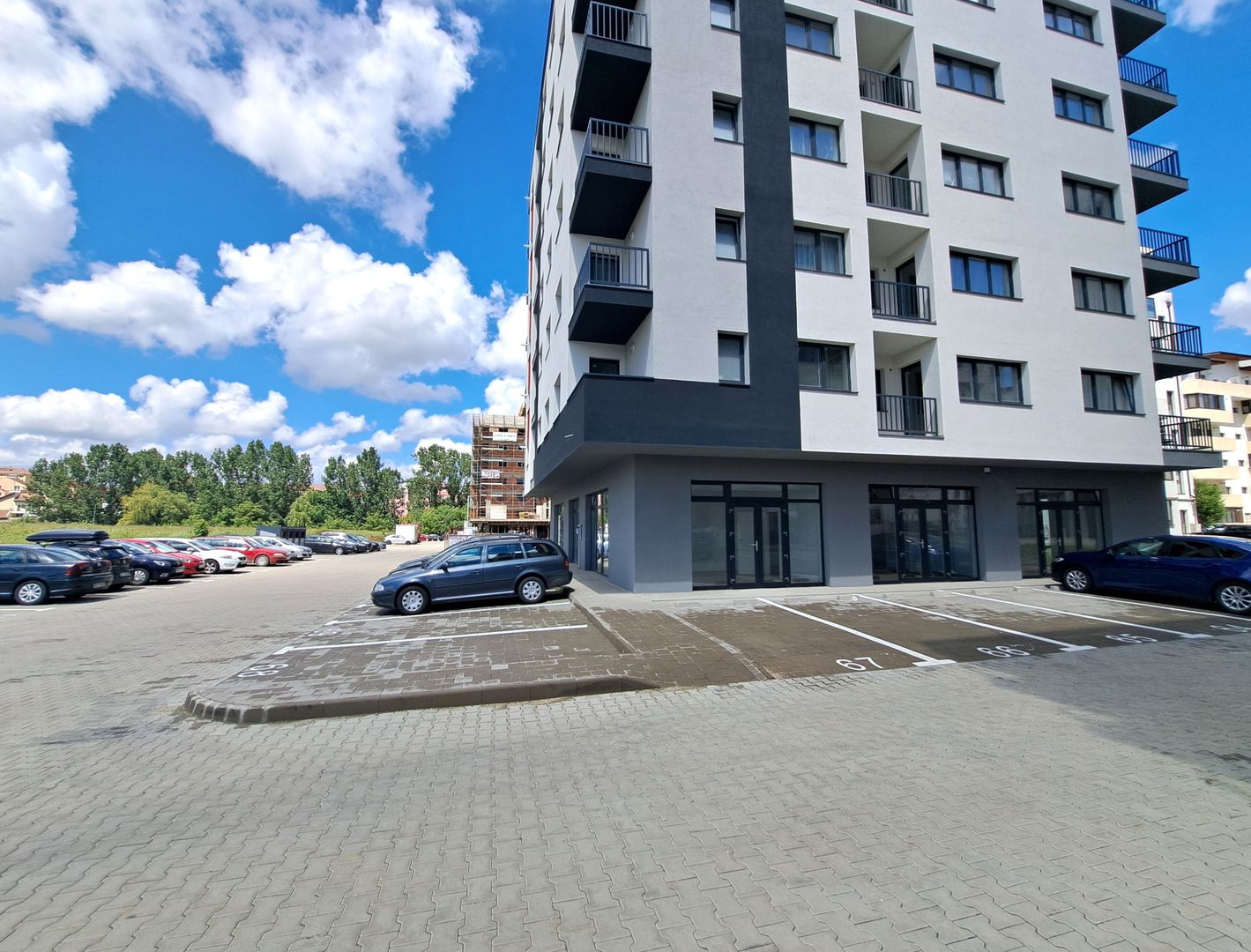 Apartament 4 camere, 2 bai Sibiu - Bloc nou, lift - Poză 1
