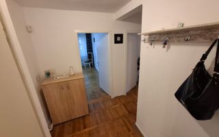 Semicentral, etaj 1, 2 camere decomandat, centrala, clima - Poză 3