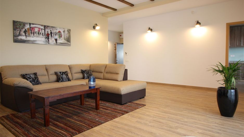 Apartament cu 3 camere de închiriat la intrare in Dumbravita - Poză 1