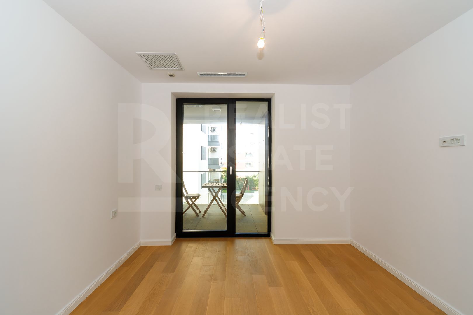 Apartament cu 2 camere, Becali Imobiliare, București, Pipera - Poză 9