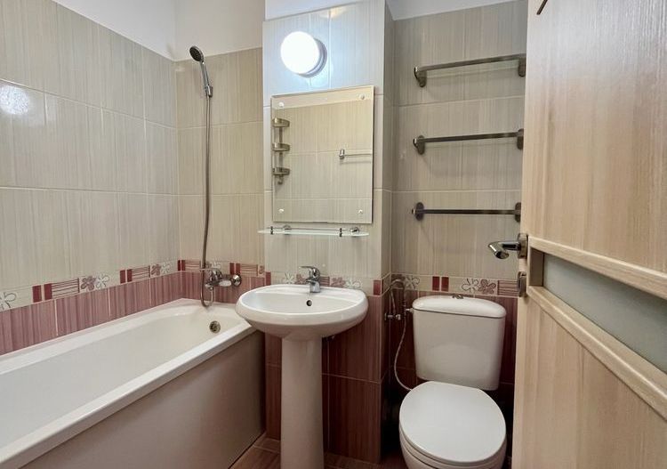 2 camere + parcare 1 Decembrie 1918 - Poză 7