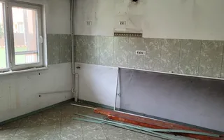 Vilă spațioasă S+P+1E+M | Chitila | Str. 8 Martie - Poză 19