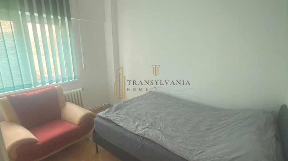 Apartament 4 camere, decomandat - Poză 4