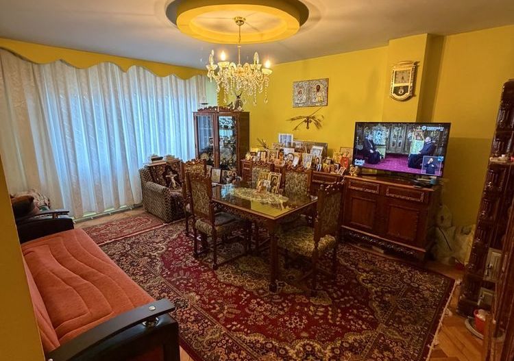 Apartament 2 camere, decomandat - zona Industriala (Sub Stadion) - Poză 2