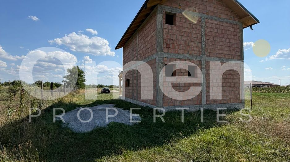 Casa la rosu de vanzare | 120 mp | 5 ari de teren | sat Sasar - Poză 2